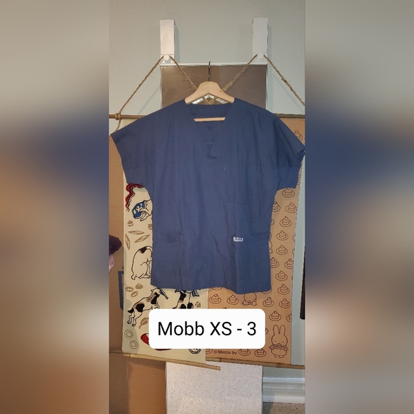 Medical Scrubs 1 - Picture 11 of 16